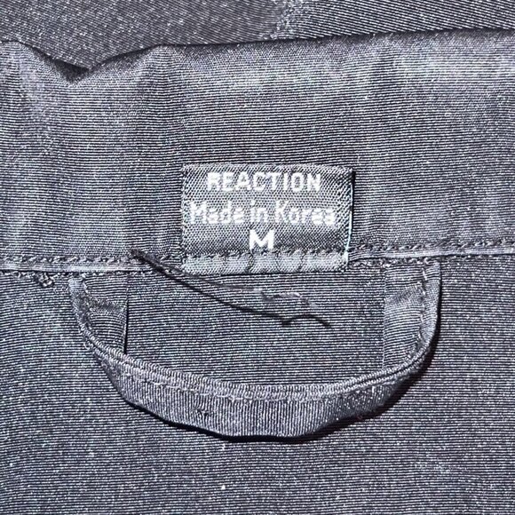 Kenneth Cole Reaction Mens Black Rain Jacket Medium Full Zip Magnetic Button - Picture 9 of 11